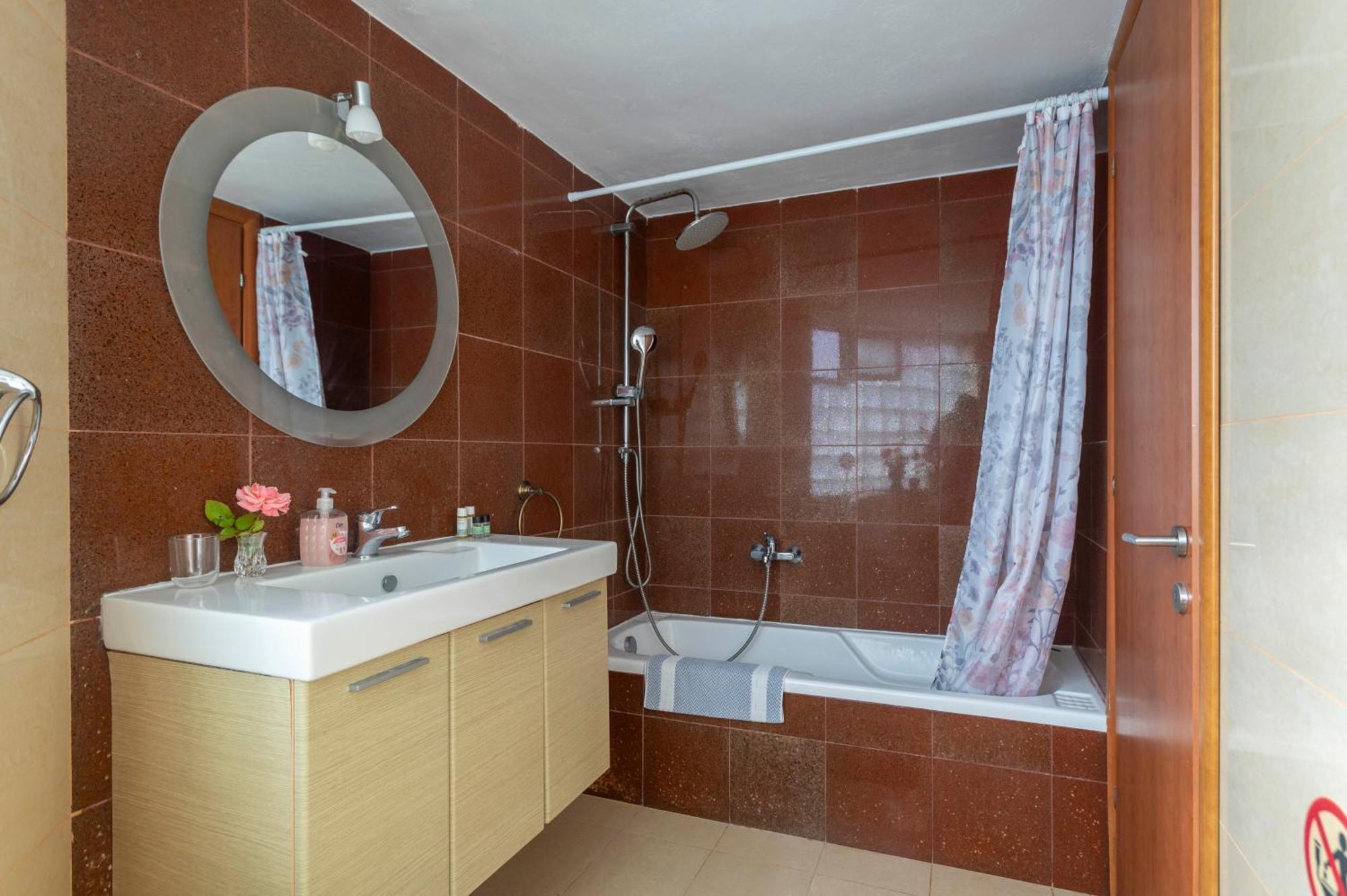 La Vatura Hotel Gialova Luaran gambar
