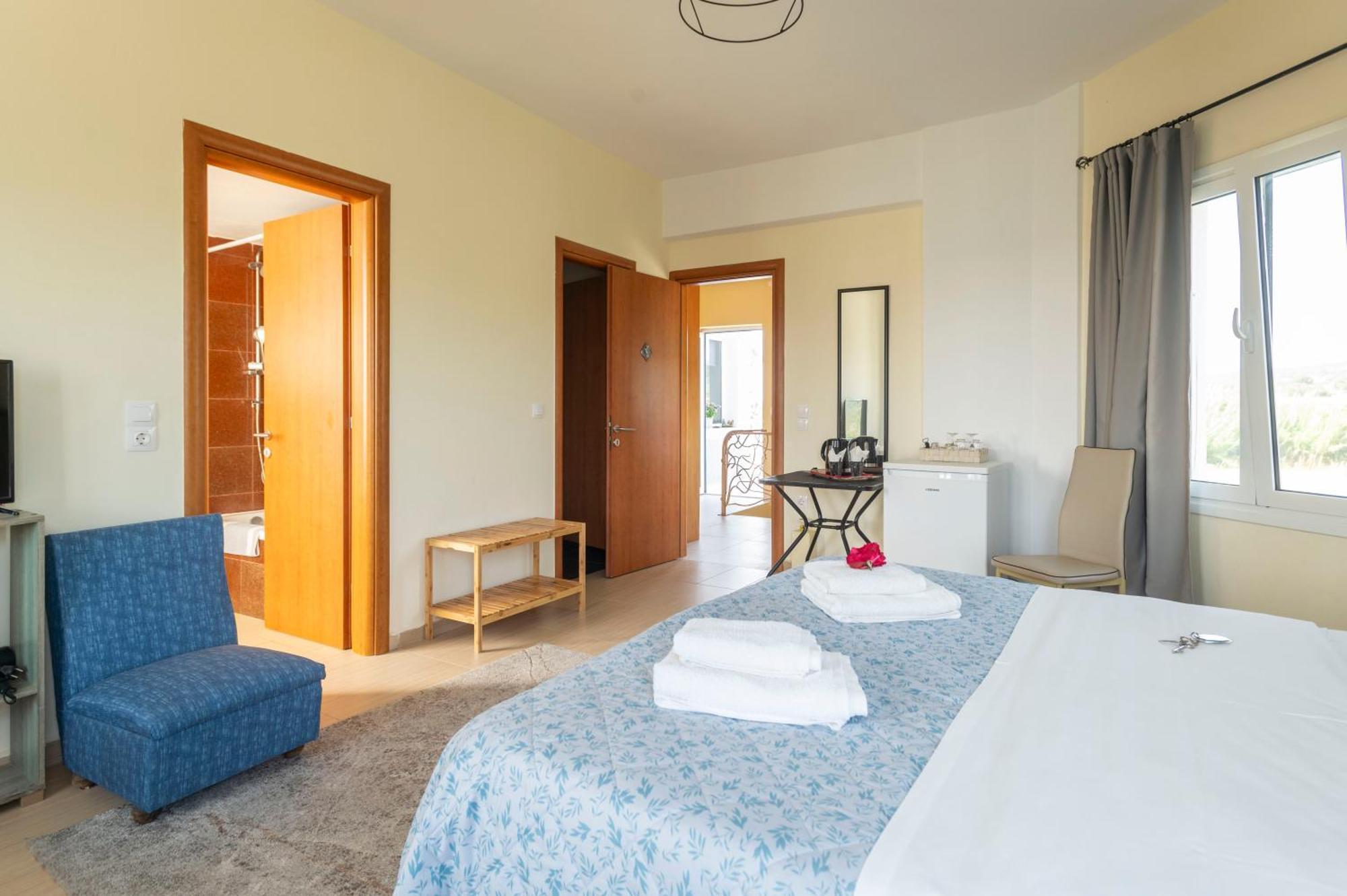 La Vatura Hotel Gialova Luaran gambar