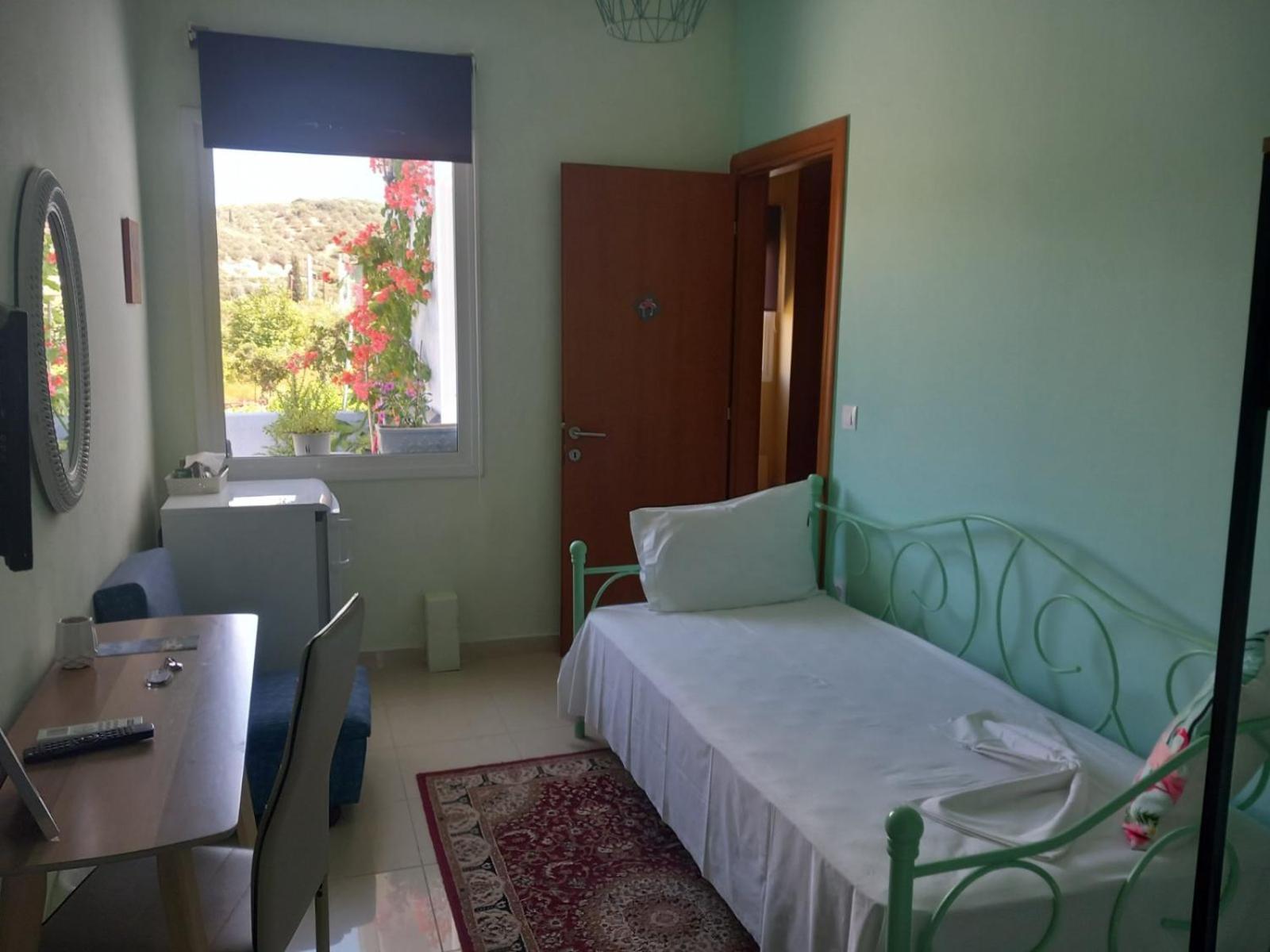 La Vatura Hotel Gialova Luaran gambar